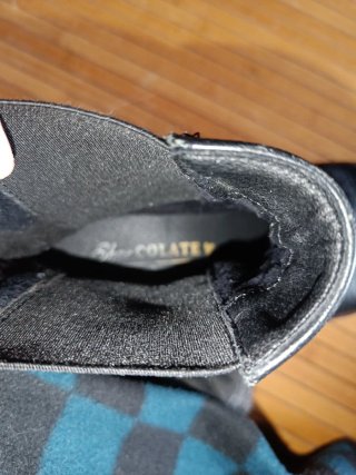 Botines de piel negros