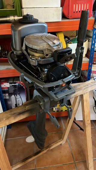 Motor fueraborda Mariner 4 CV