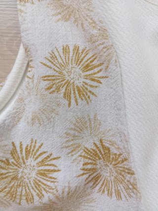 Vestido de verano con chaleco estampado