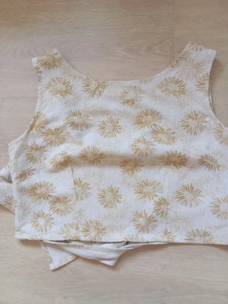 Vestido de verano con chaleco estampado