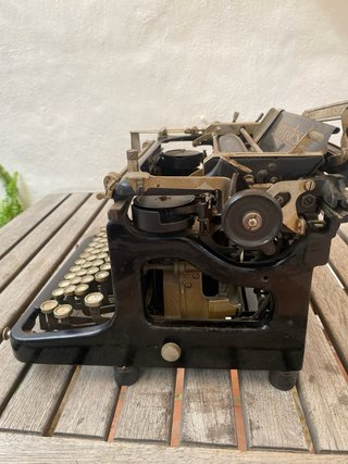 Máquina de escribir Mercedes años 30
