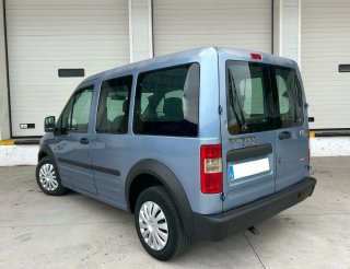 Ford Tourneo Connect 2004