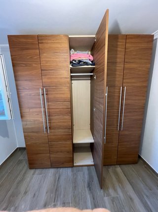 Armario 5 puertas 242x229x63cm