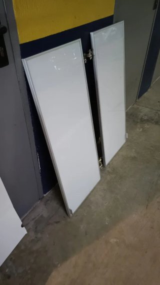 Puertas de cristal y metal de Ikea