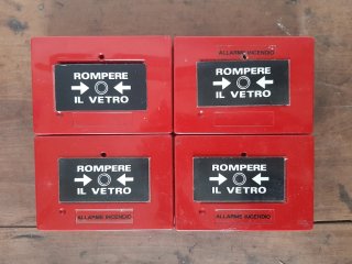 4 pulsanti per allarme antincendio