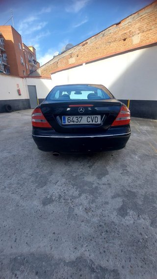 Mercedes-Benz  CLK 2004
