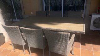 Mesa y 6 sillas de comedor exterior
