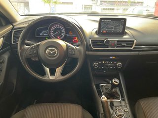 Mazda 3 2015