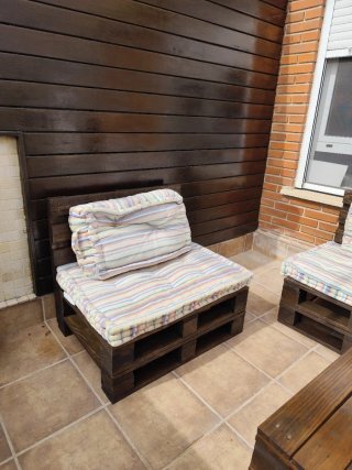 Conjunto Sofás Palets y Mesa Centro