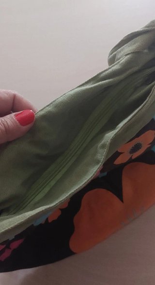 Bolso de tela con flores