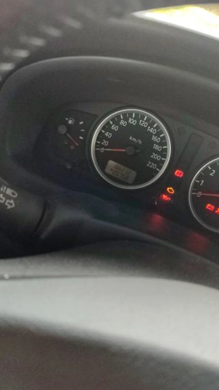 Nissan Almera - Motor Roto