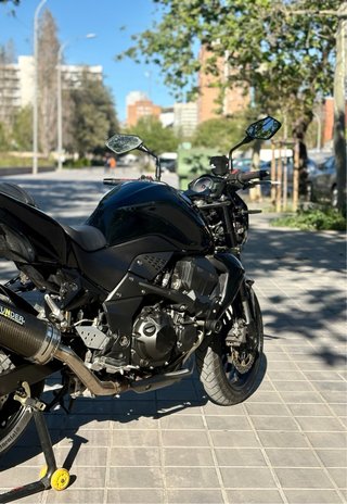 Kawasaki Z750 Negra ABS