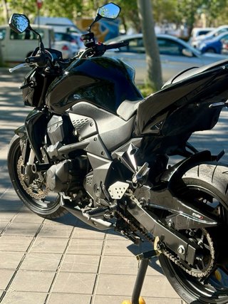 Kawasaki Z750 Negra ABS