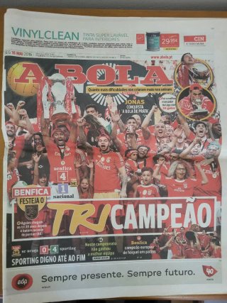 A Bola - Benfica Tricampeão 2016