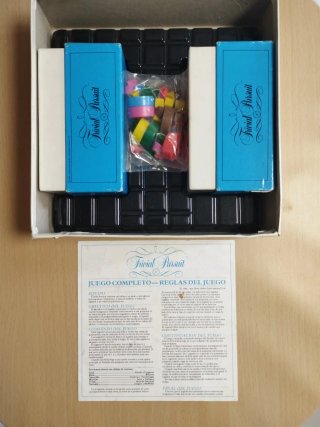 Trivial Pursuit edición jóvenes años 90