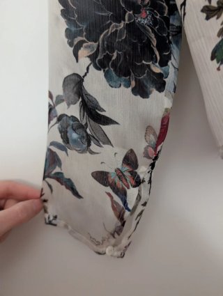 Blusa Stradivarius flores