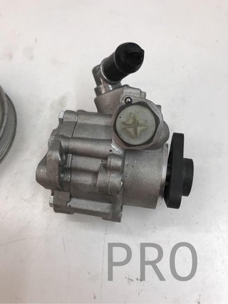 Bomba direccion idraulica audi