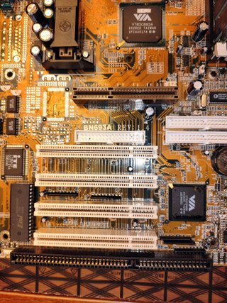 Pentium III 650Mhz- Jetway 993AN - 128 RAM