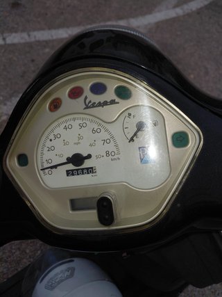 Vespa Piaggio 49cc Scooter Automática