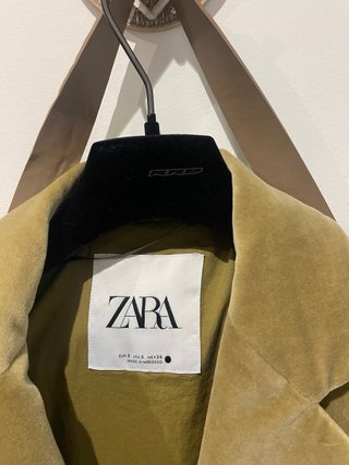 Abrigo Zara Terciopelo Verde Oliva