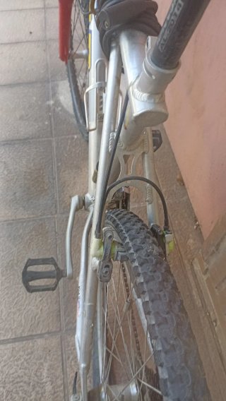 Bicicleta GT Plata