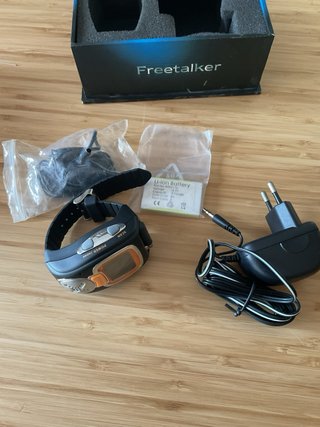 Walkie-talkie vintage, Freetalker tipo reloj