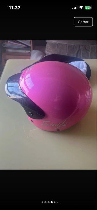 Casco de moto rosa NZI