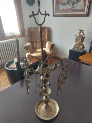 Proyector de diapositivas antiguo