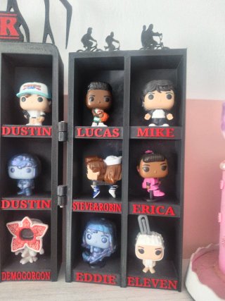 Colección Funko Pop Stranger Things + Estante