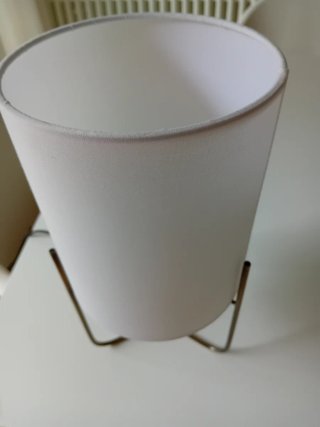 Lámpara de mesa tela y metal