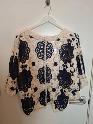 Chaqueta Crochet Beige y Negra Talla Única