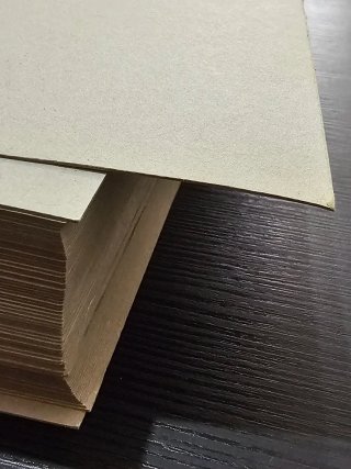 Cartulinas blanco hueso  35x30 cm Lote70