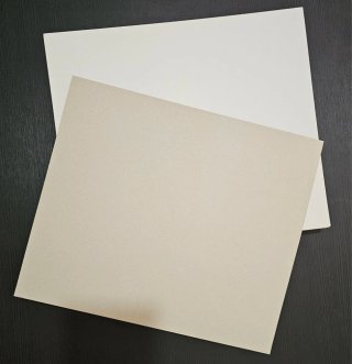 Cartulinas blanco hueso  35x30 cm Lote70