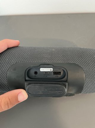 Altavoz JBL Charge Essential Negro/Gris