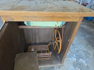 Maquina de coser antigua