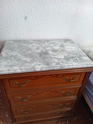 VENTA URGENTE Cama con mesitas de noche