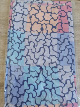 Pareo estampado multicolor.SOLO ENVIO