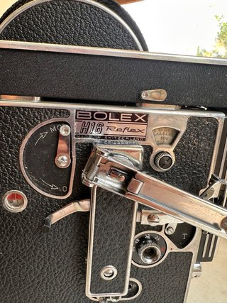 Cámara cine 16mm Bolex antigua