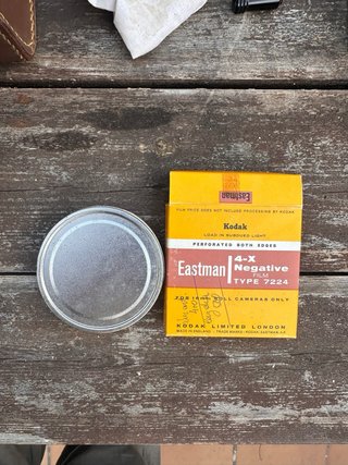 Cámara cine 16mm Bolex antigua