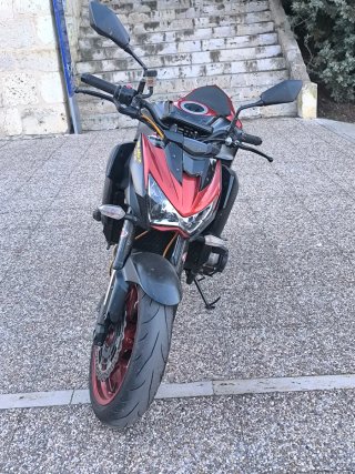 Kawasaki Z800 Negra/Naranja