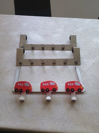 Percheros de puertas.