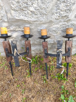 Apliques antiguos de madera y metal