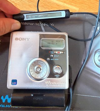 Sony Hi-MD Walkman MZ-NH900