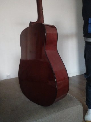 Guitarra Acústica Yamaha como nueva