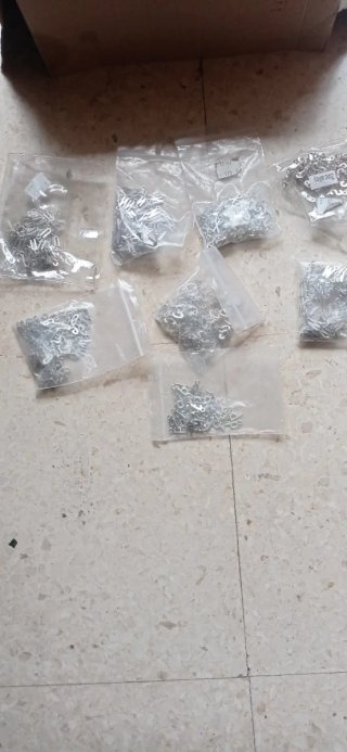 Lote Dijes Abalorios Plateados y Latón 2500 Unid