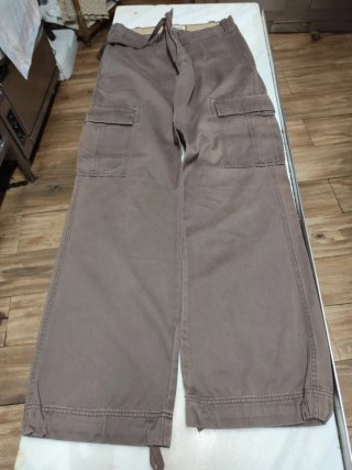 3 Pantalones: pana, pinzas y cargo con bolsillo