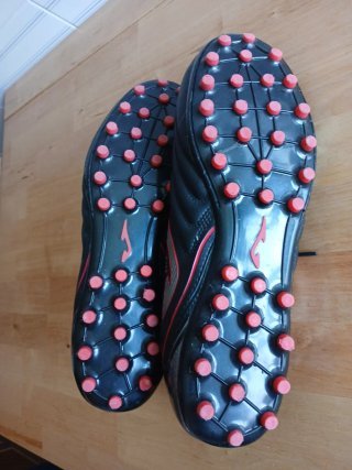 Botas de fútbol Joma Águila Negras