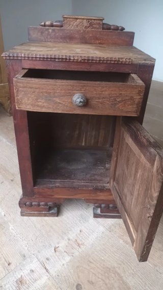 Comodini da restaurare