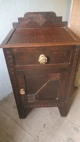 Comodini da restaurare