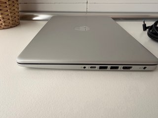 Portatil HP 14s-dq0009ns 8GB RAM SSD 64GB Win11